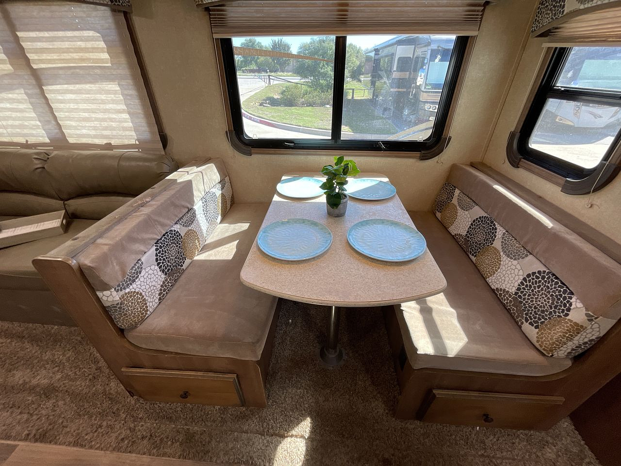2015 CRUISER RV VIEWFINDER 32RLSS