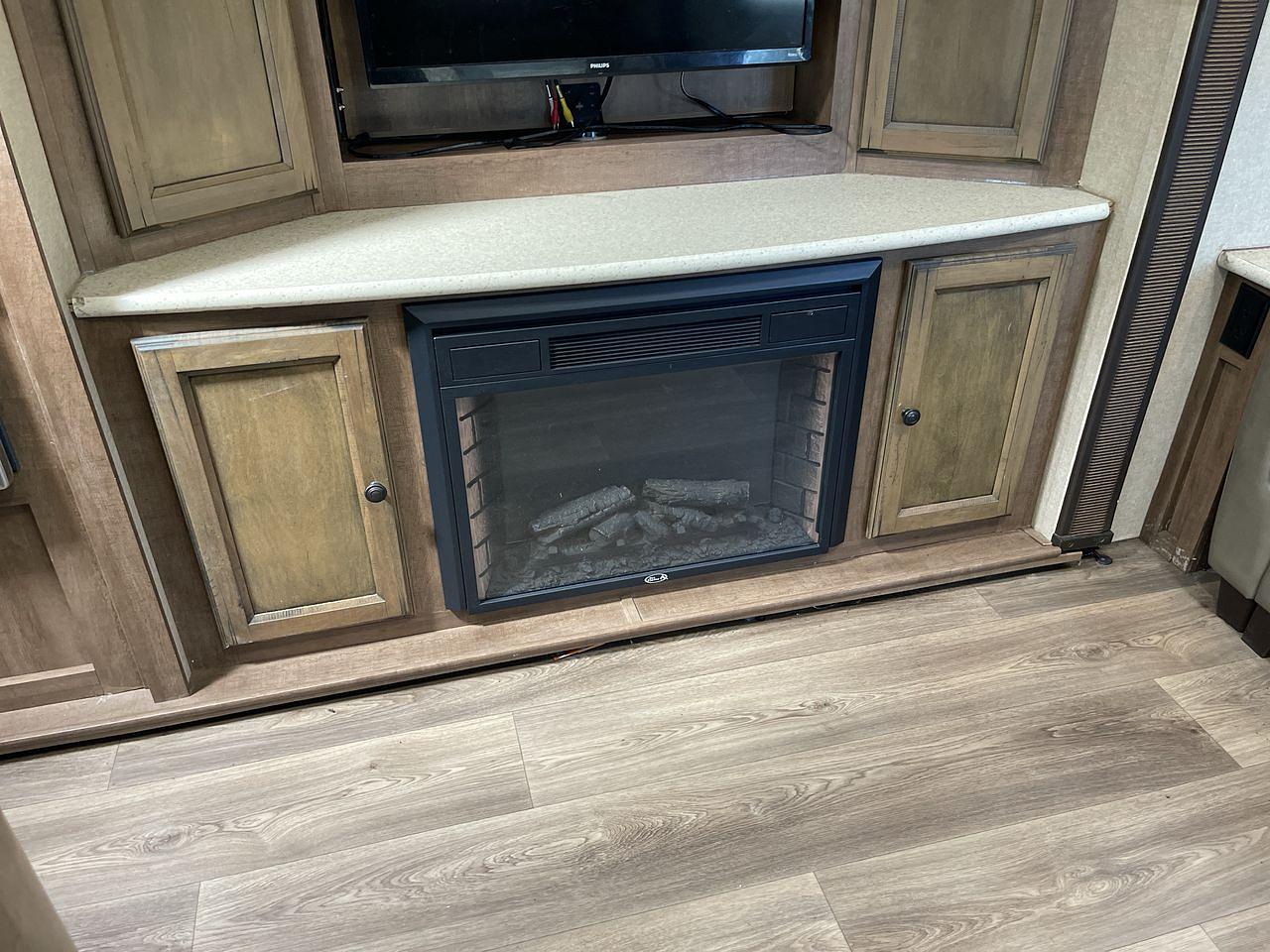 2015 CRUISER RV VIEWFINDER 32RLSS