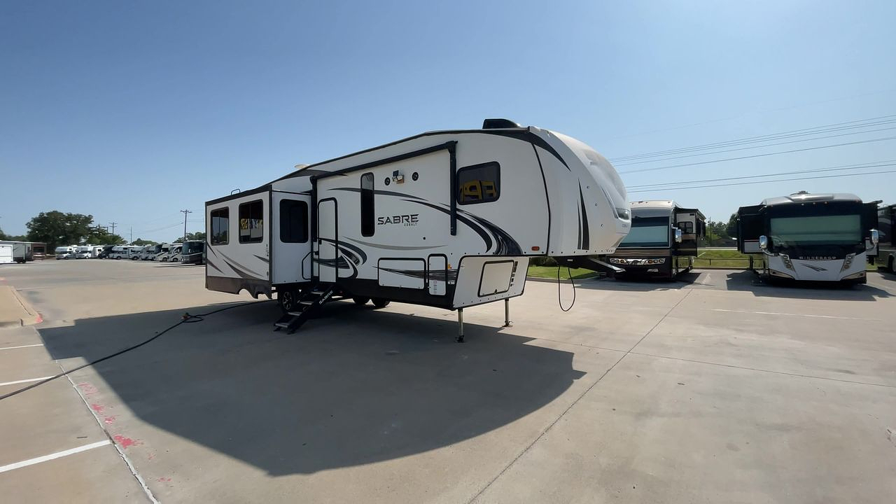 2019 FOREST RIVER SABRE 32DPT