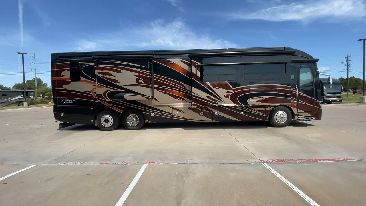 2017 AMERICAN COACH 42D