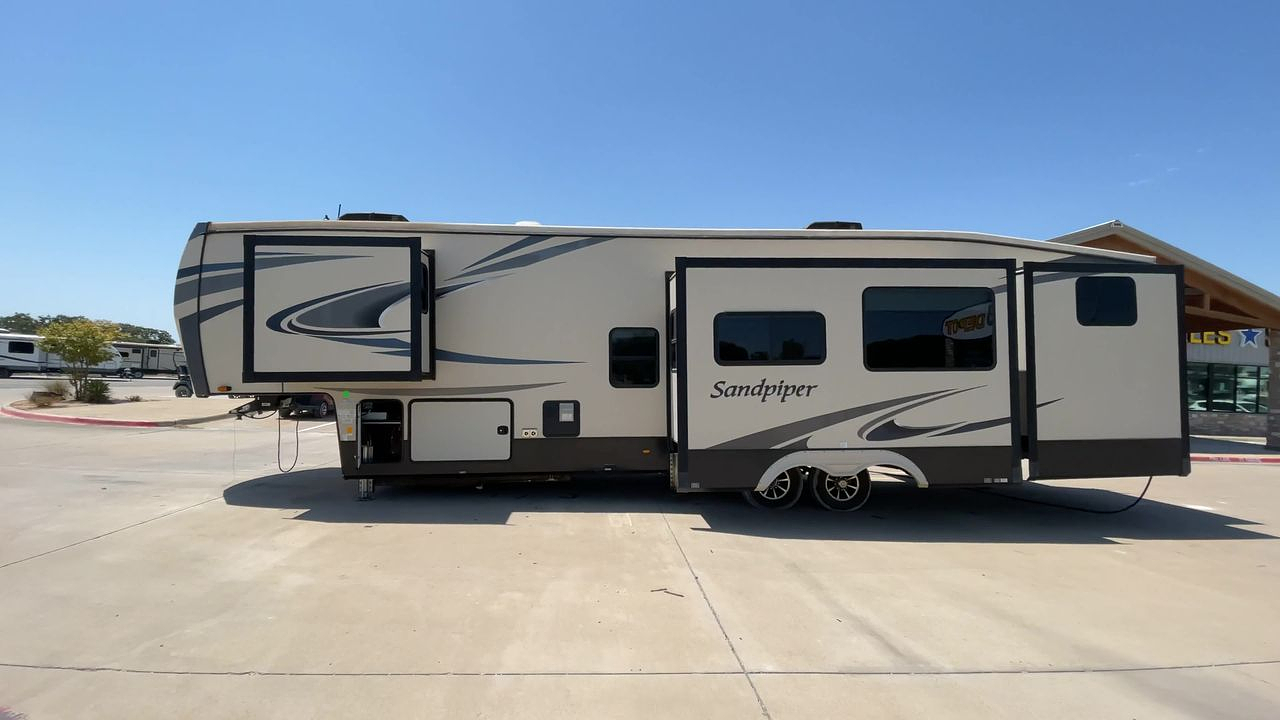 2021 FOREST RIVER SANDPIPER 384QBOK