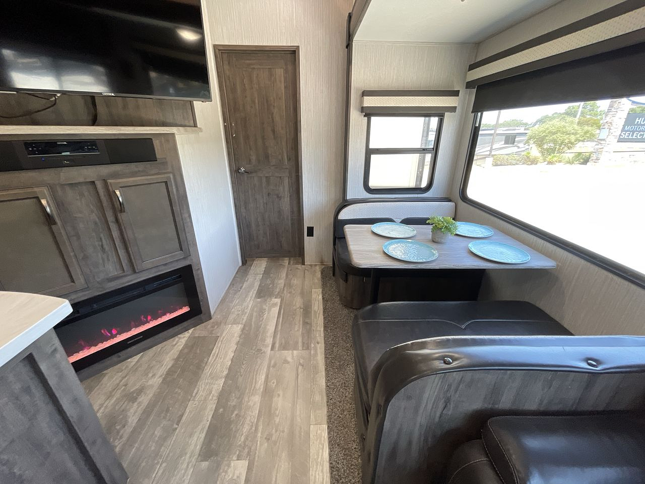 2021 FOREST RIVER SANDPIPER 384QBOK