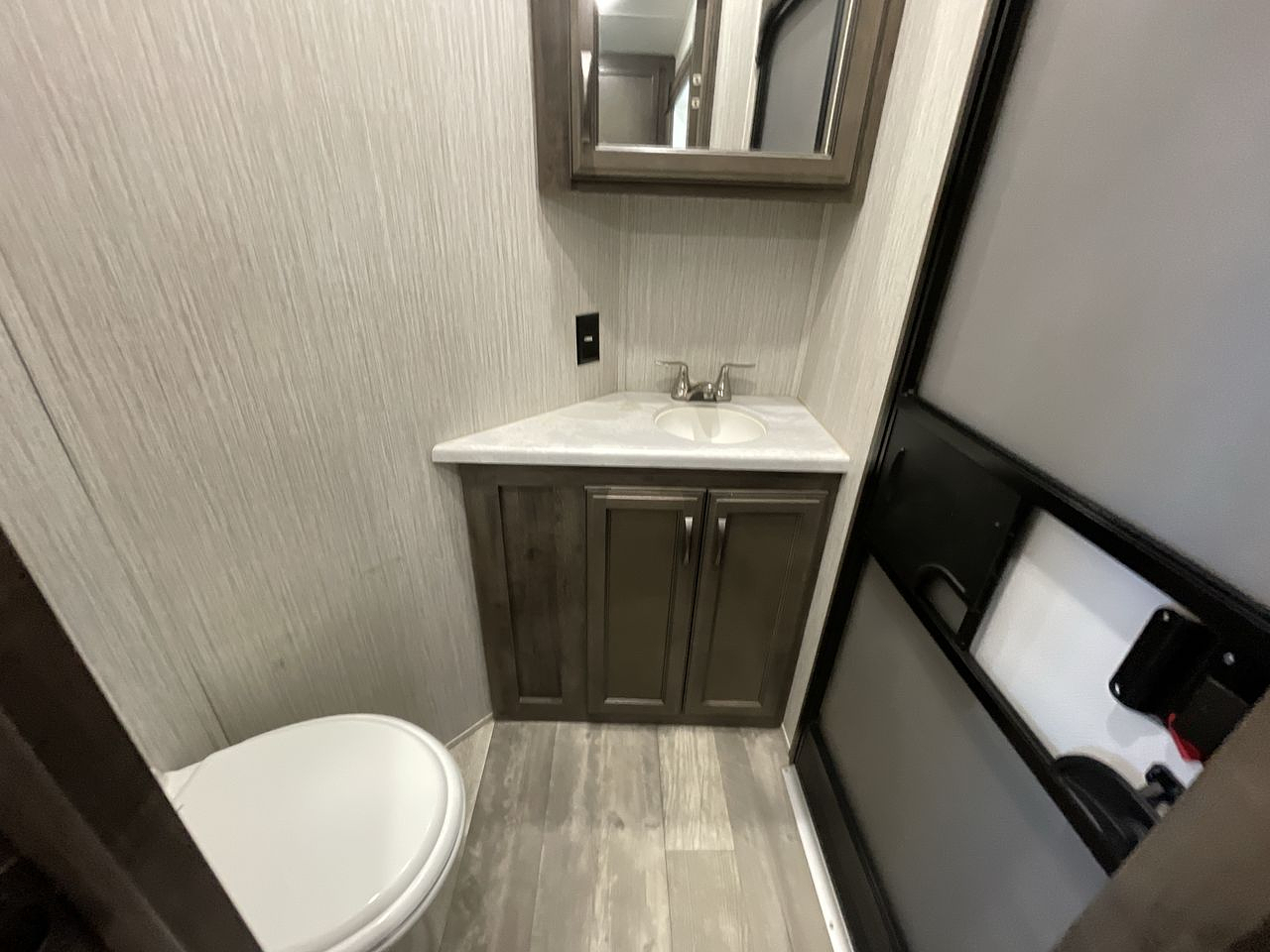 2021 FOREST RIVER SANDPIPER 384QBOK