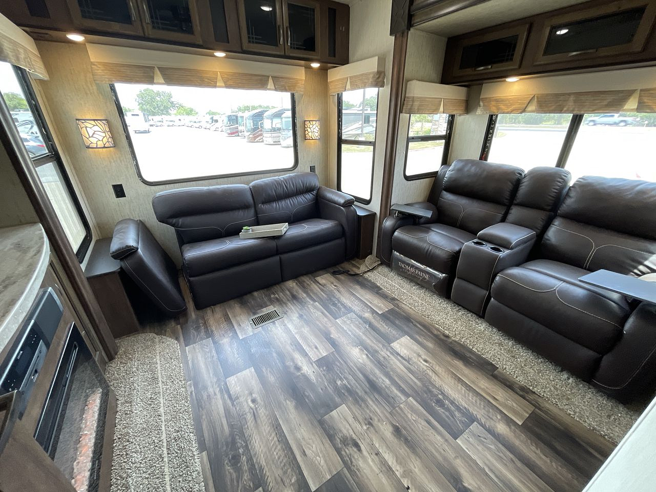 2019 FOREST RIVER SIERRA 387MKOK