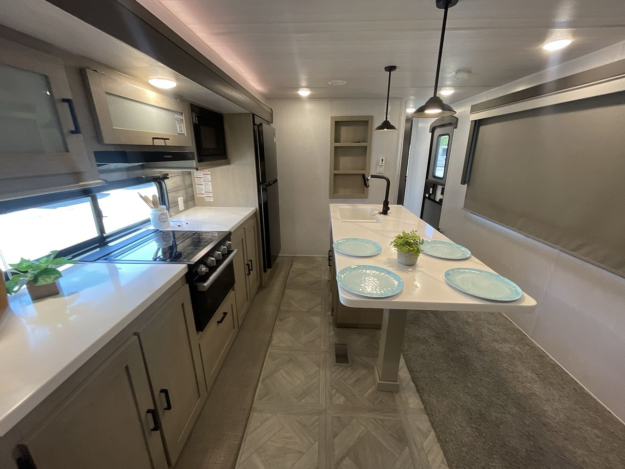 2024 FOREST RIVER SALEM 28VIEW