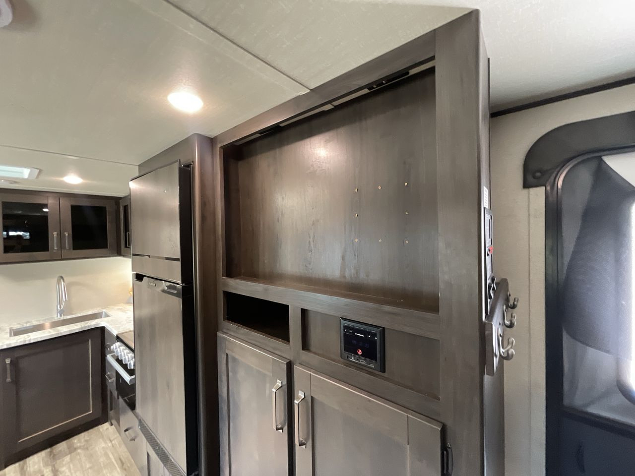 2022 GRAND DESIGN TRANSCEND 321BH