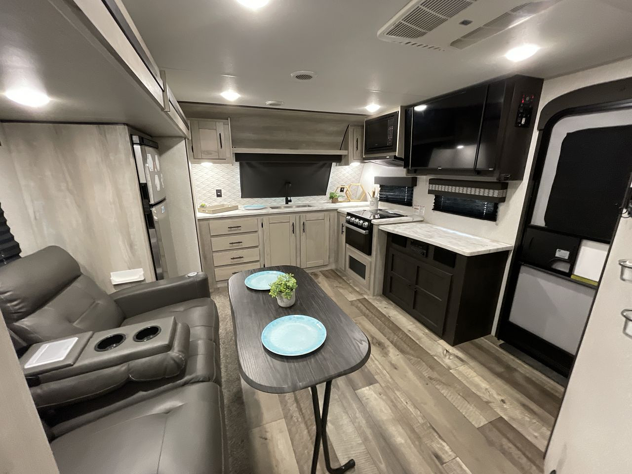 2021 KZ CONNECT C221FKKSE
