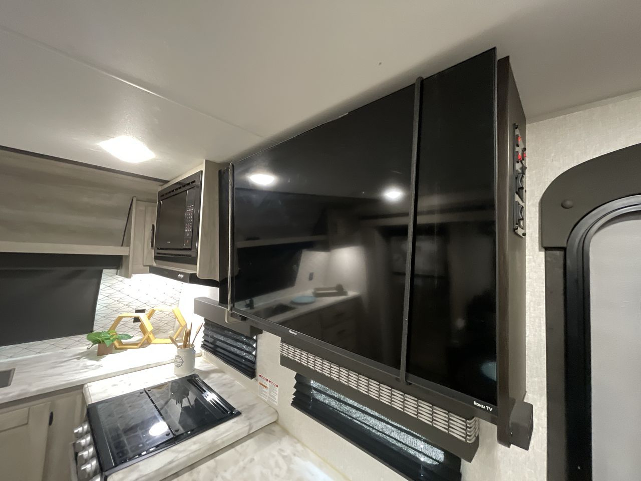 2021 KZ CONNECT C221FKKSE