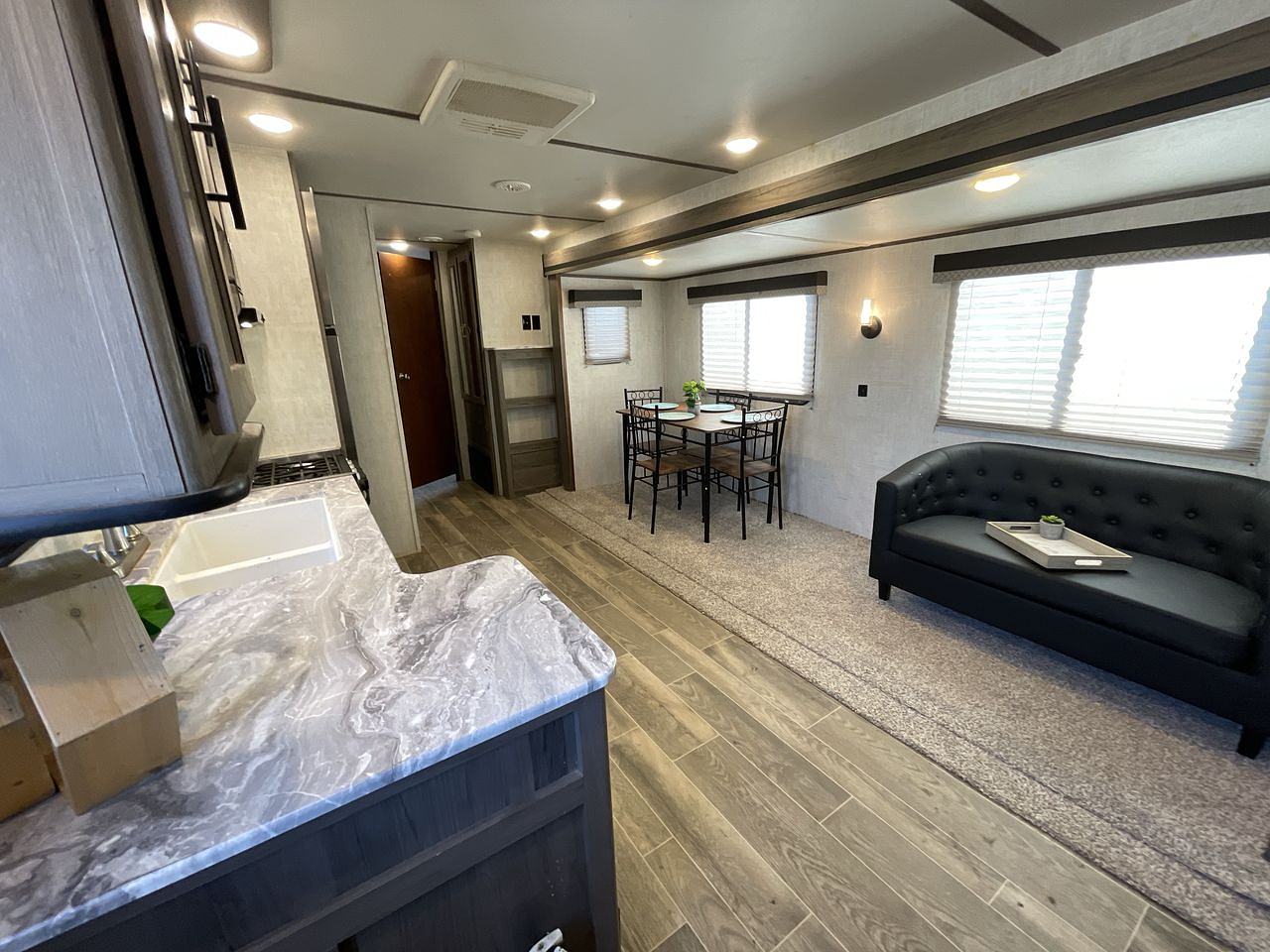 2021 GULFSTREAM KINGSPORT 323TBR