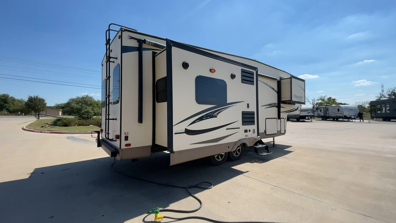2017 FOREST RIVER FLAGSTAFF 526RLWS