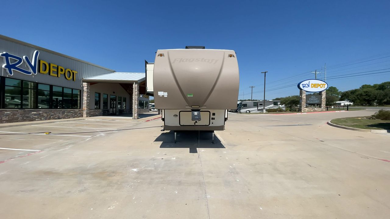 2017 FOREST RIVER FLAGSTAFF 526RLWS