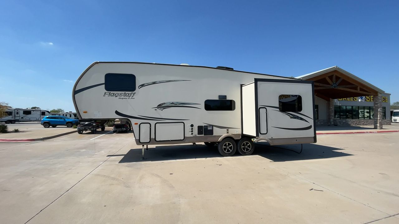 2017 FOREST RIVER FLAGSTAFF 526RLWS