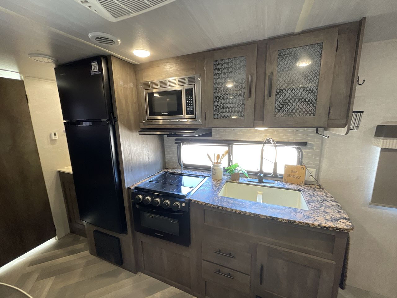 2022 FOREST RIVER WILDWOOD 19DBXL