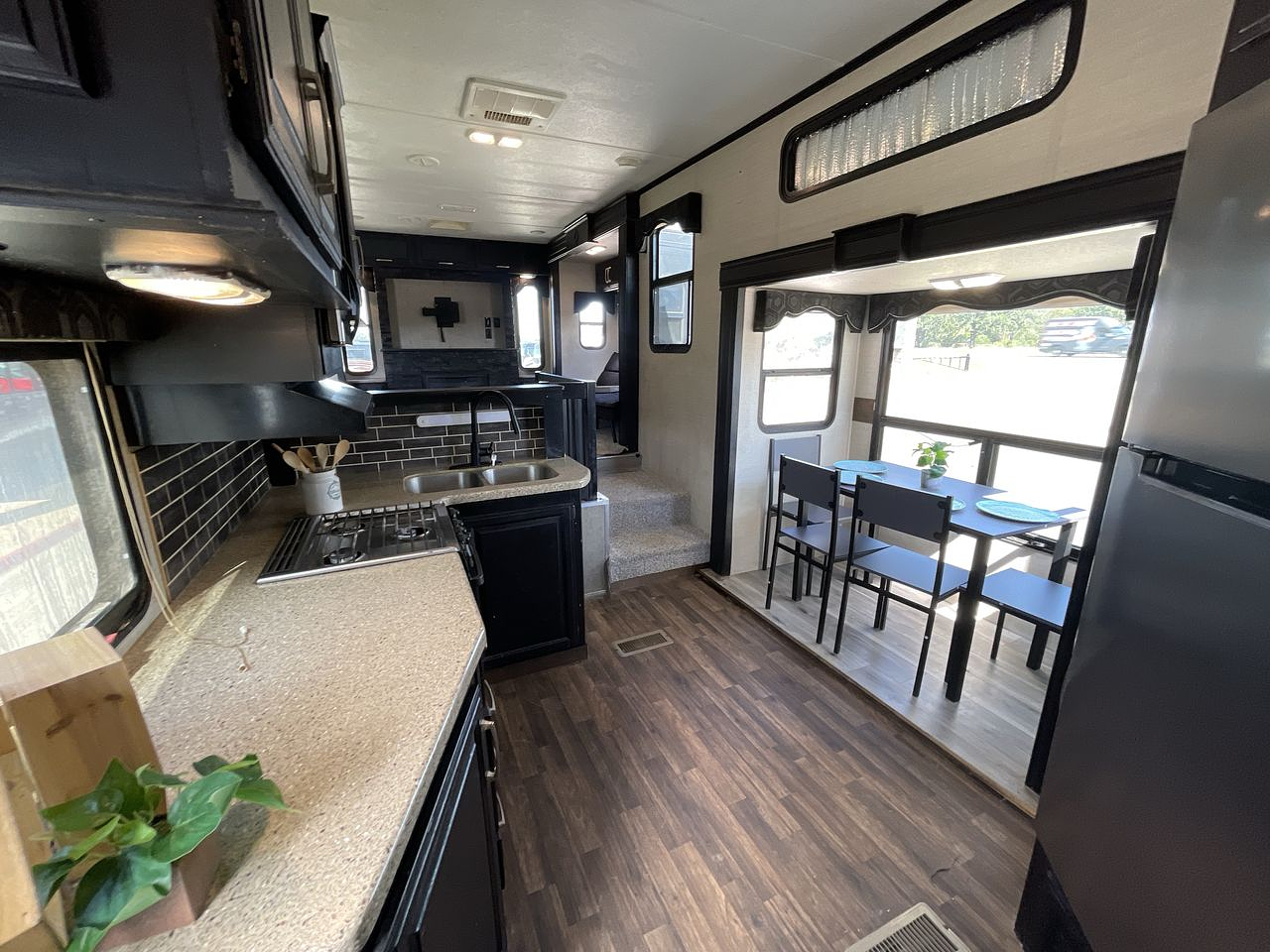 2016 KEYSTONE COUGAR 326RDS