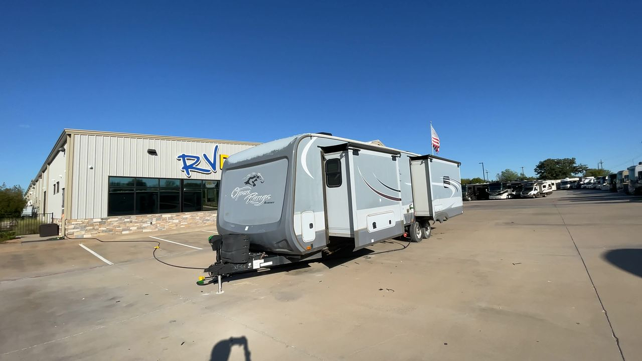 2016 HIGHLAND RIDGE OPEN RANGE 323RLS