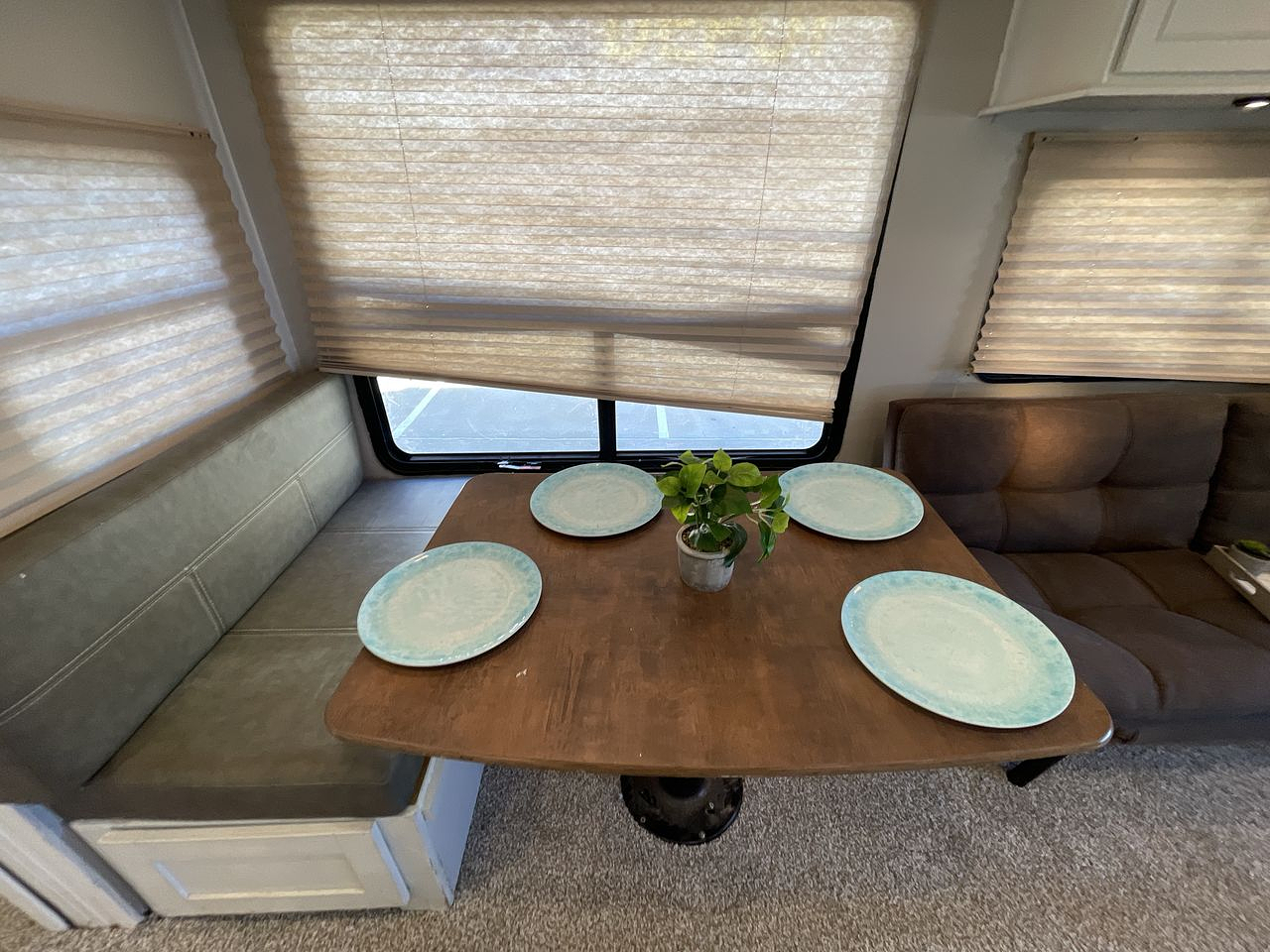 2016 HIGHLAND RIDGE OPEN RANGE 323RLS