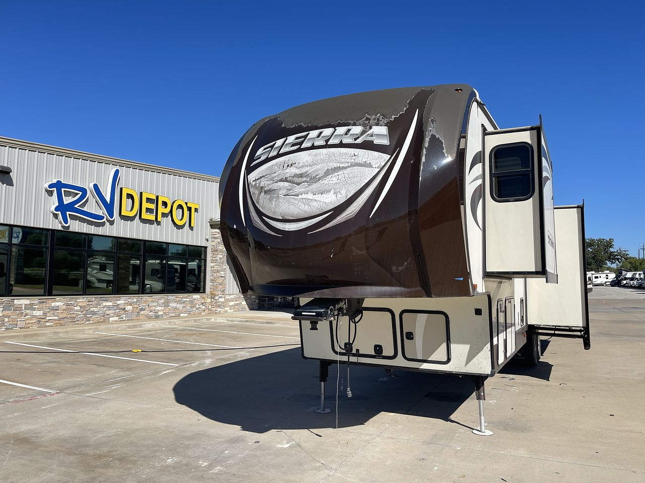 2015 FOREST RIVER SIERRA 371REBH
