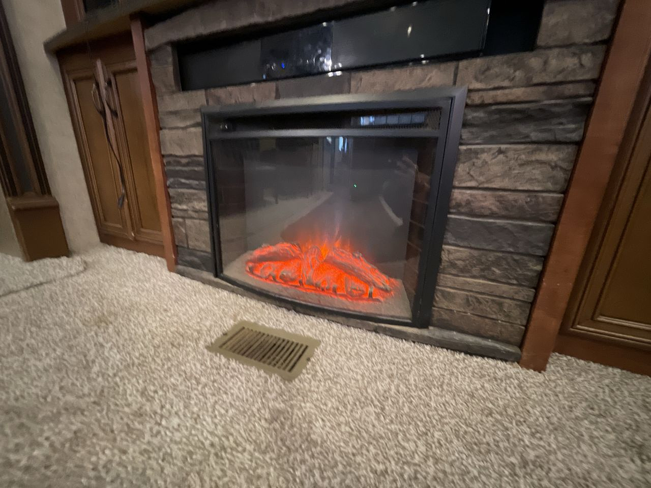 2015 FOREST RIVER SIERRA 371REBH