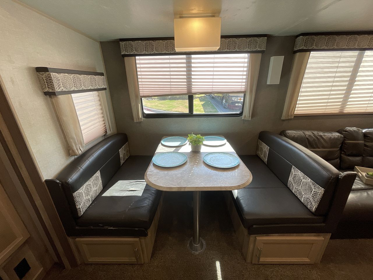 2021 COACHMEN CATALINA 343BHTS