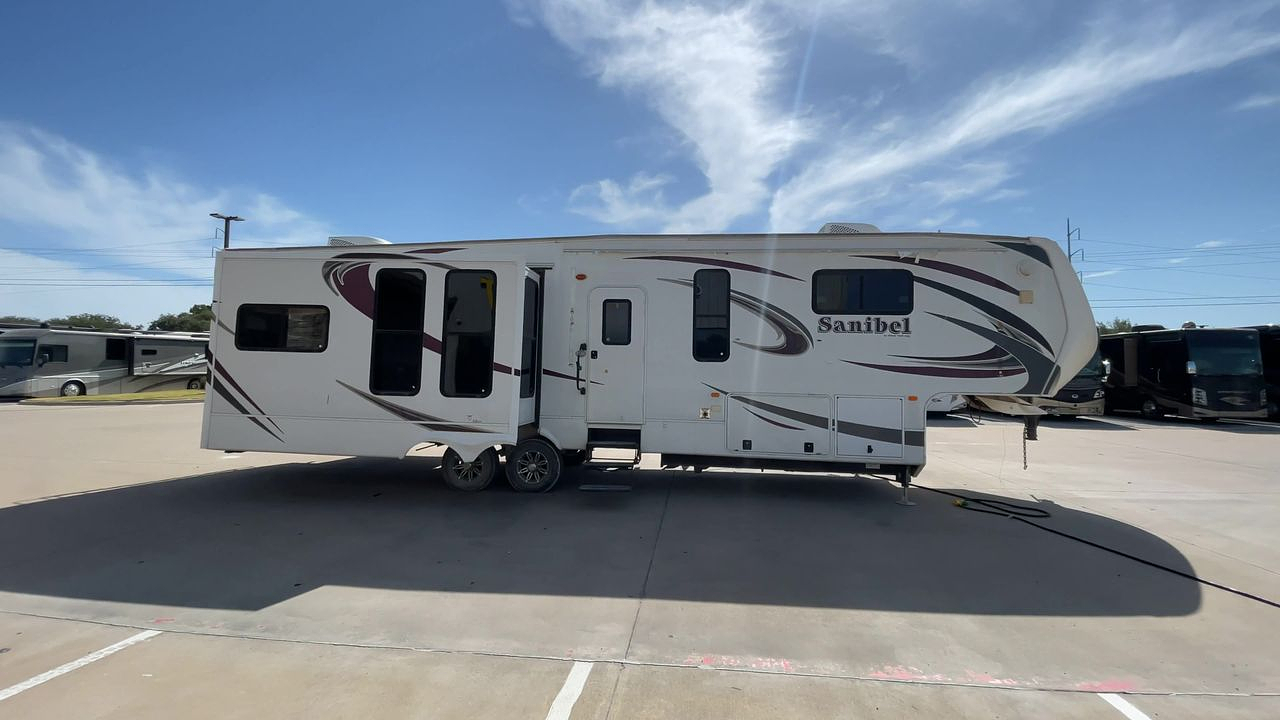 2013 FOREST RIVER SANIBEL 3400