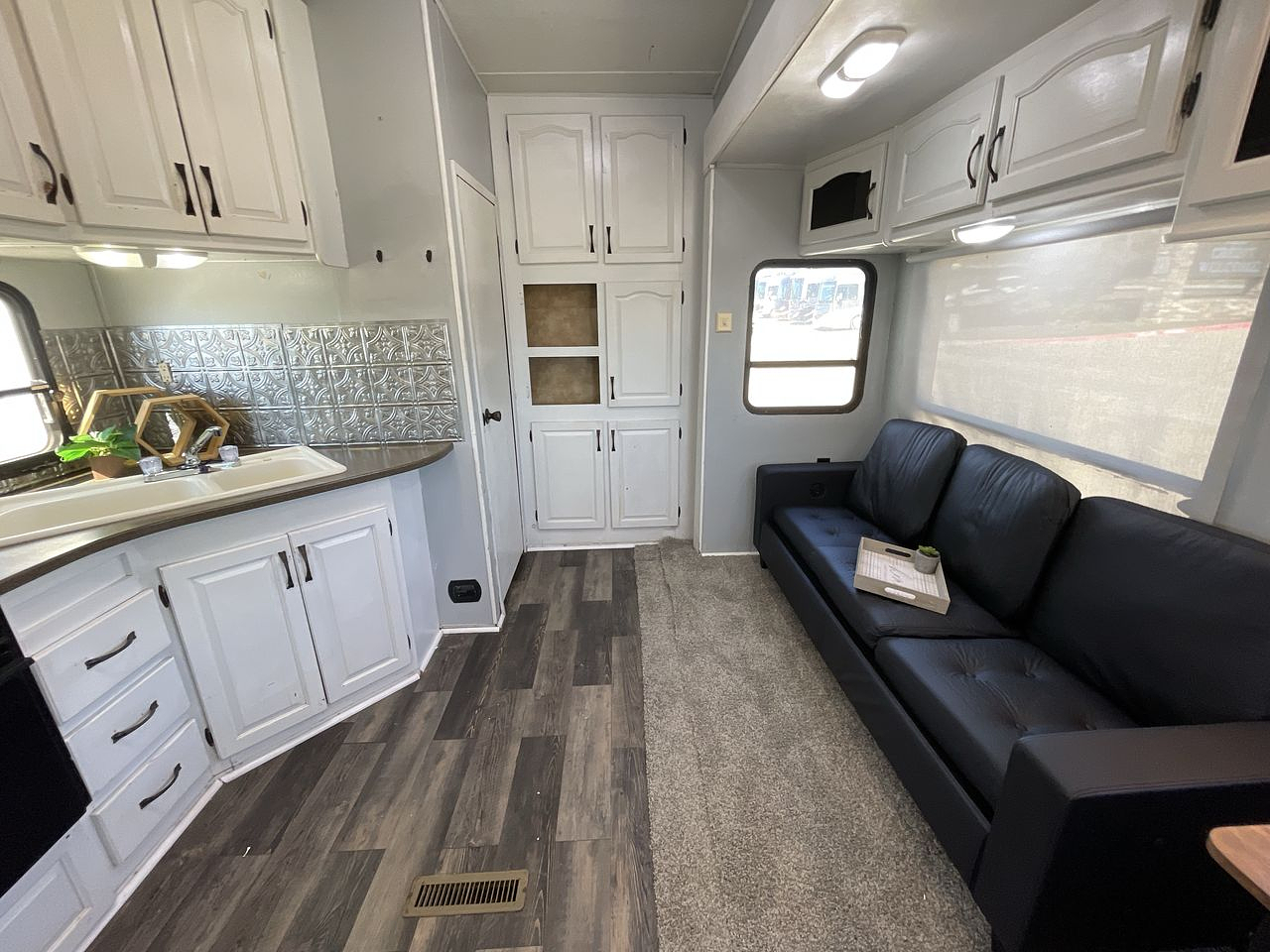 2009 CHALLENGER 34SDB