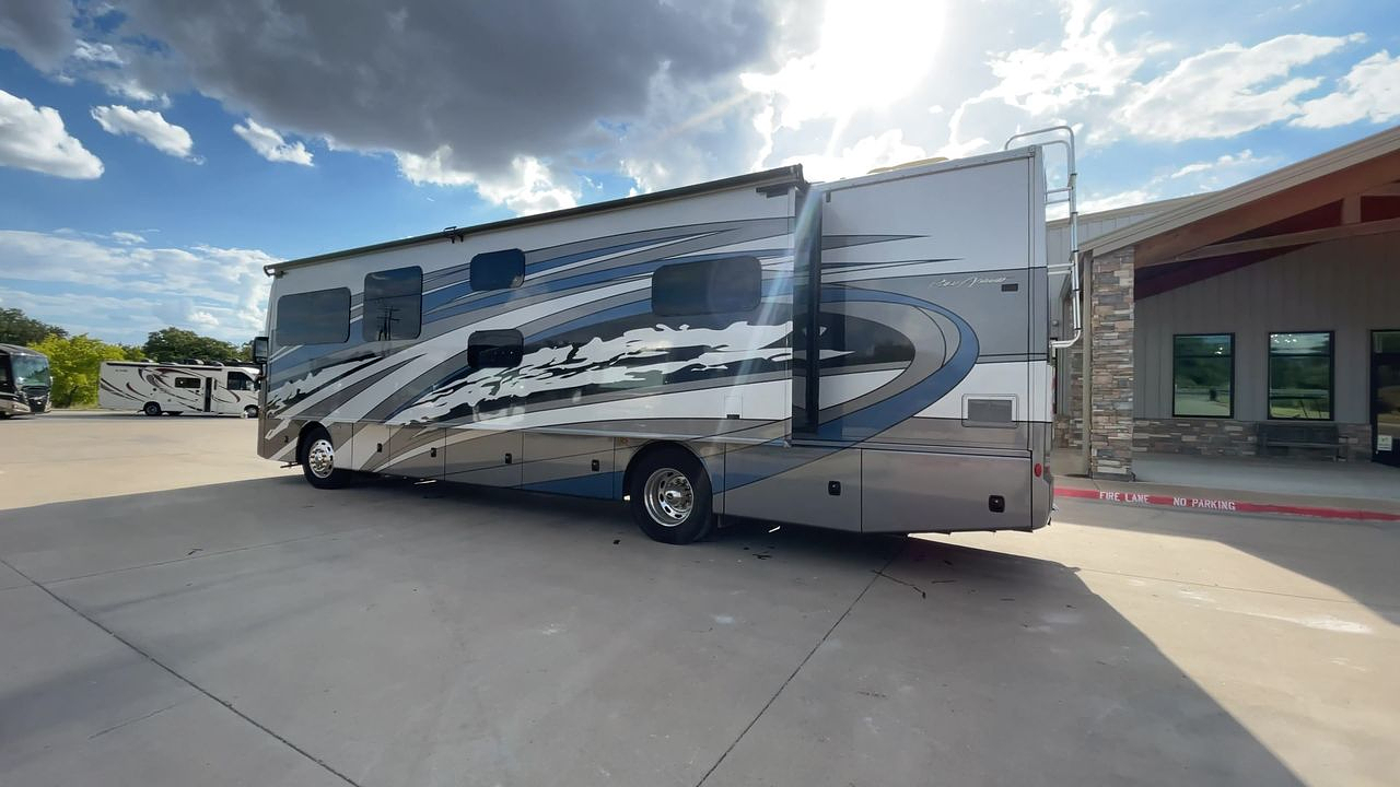 2021 FLEETWOOD PACE ARROW LXE 38N