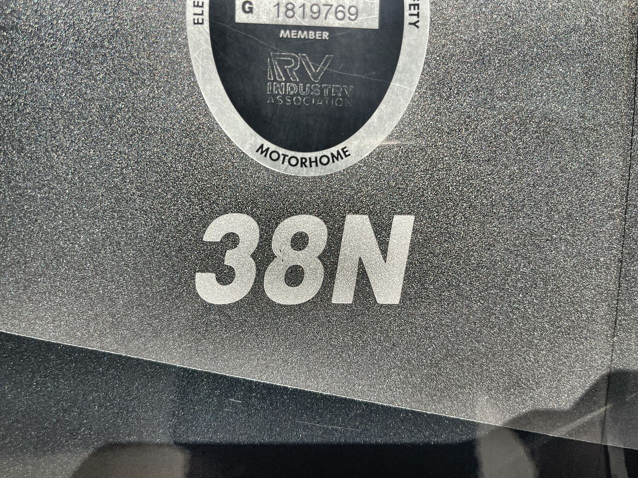 2021 FLEETWOOD PACE ARROW LXE 38N