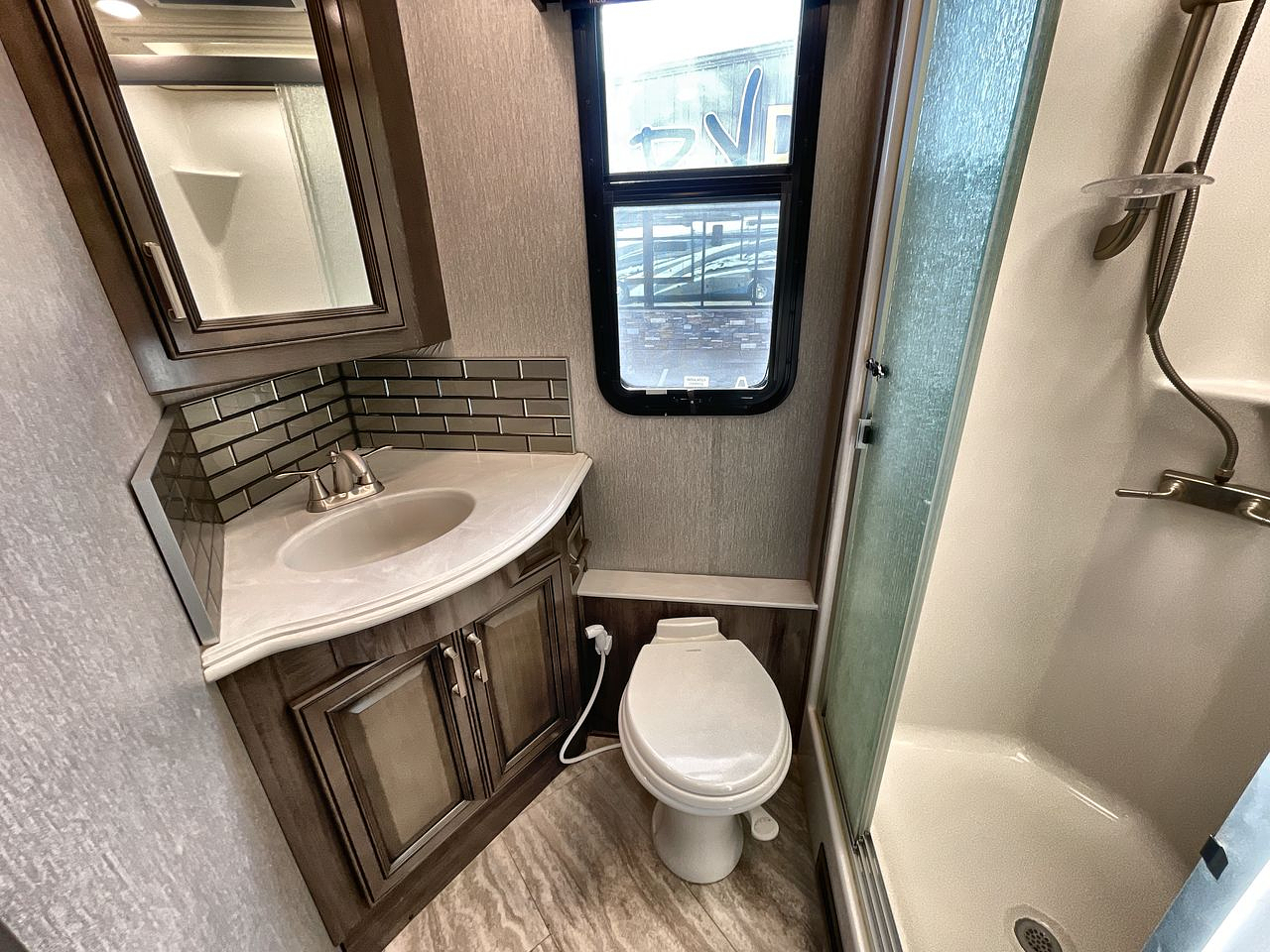 2021 FLEETWOOD PACE ARROW LXE 38N