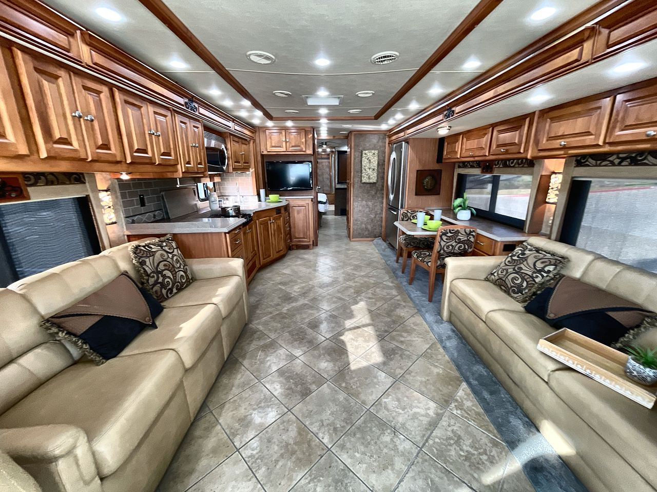 2011 TIFFIN PHAETON 42QBH