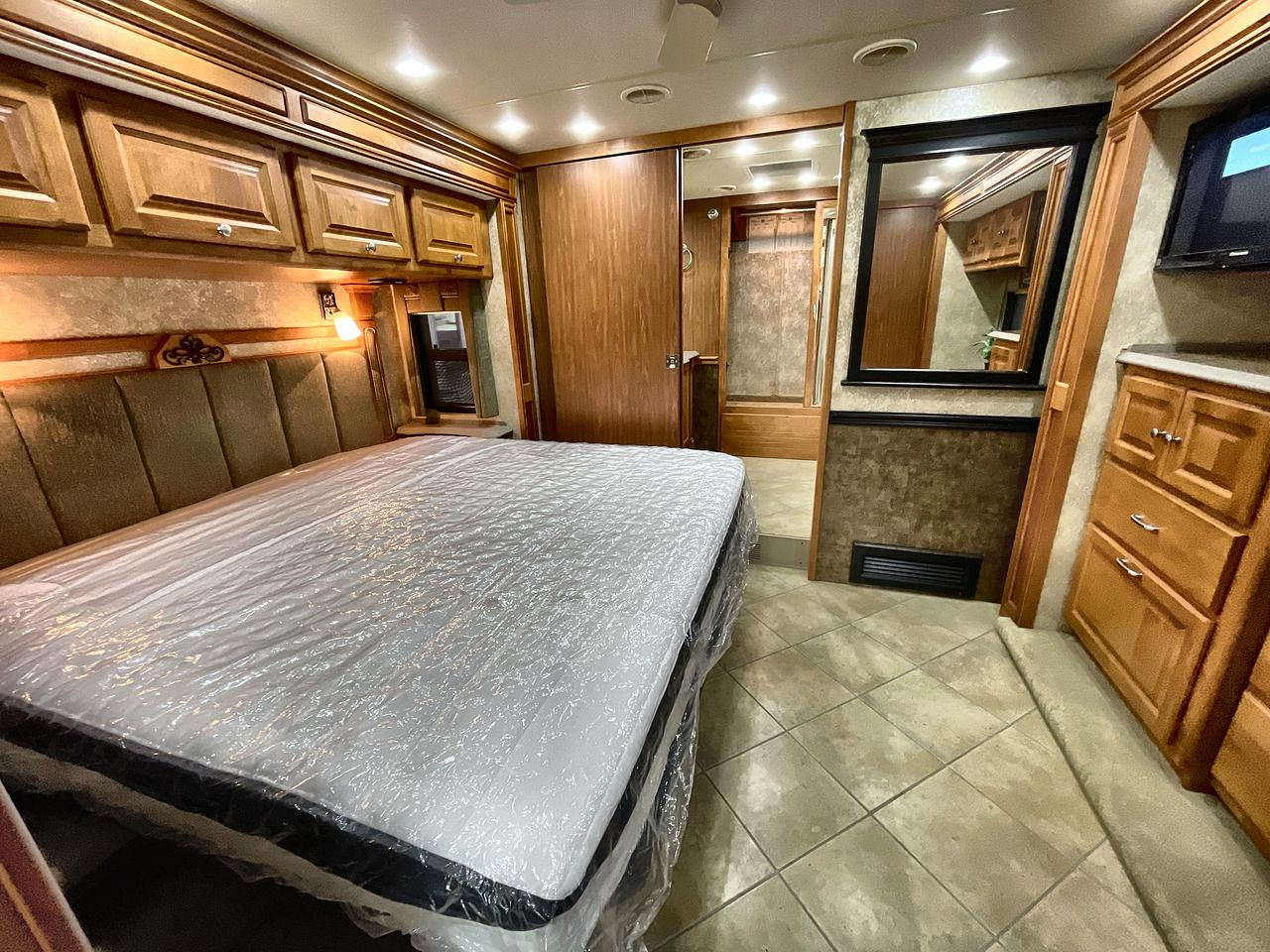 2011 TIFFIN PHAETON 42QBH