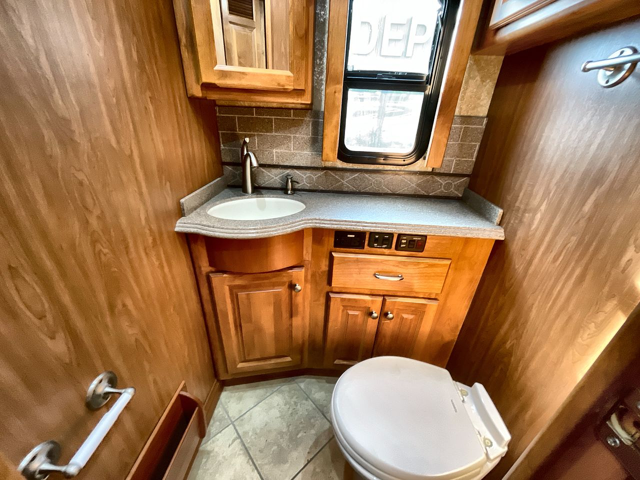 2011 TIFFIN PHAETON 42QBH