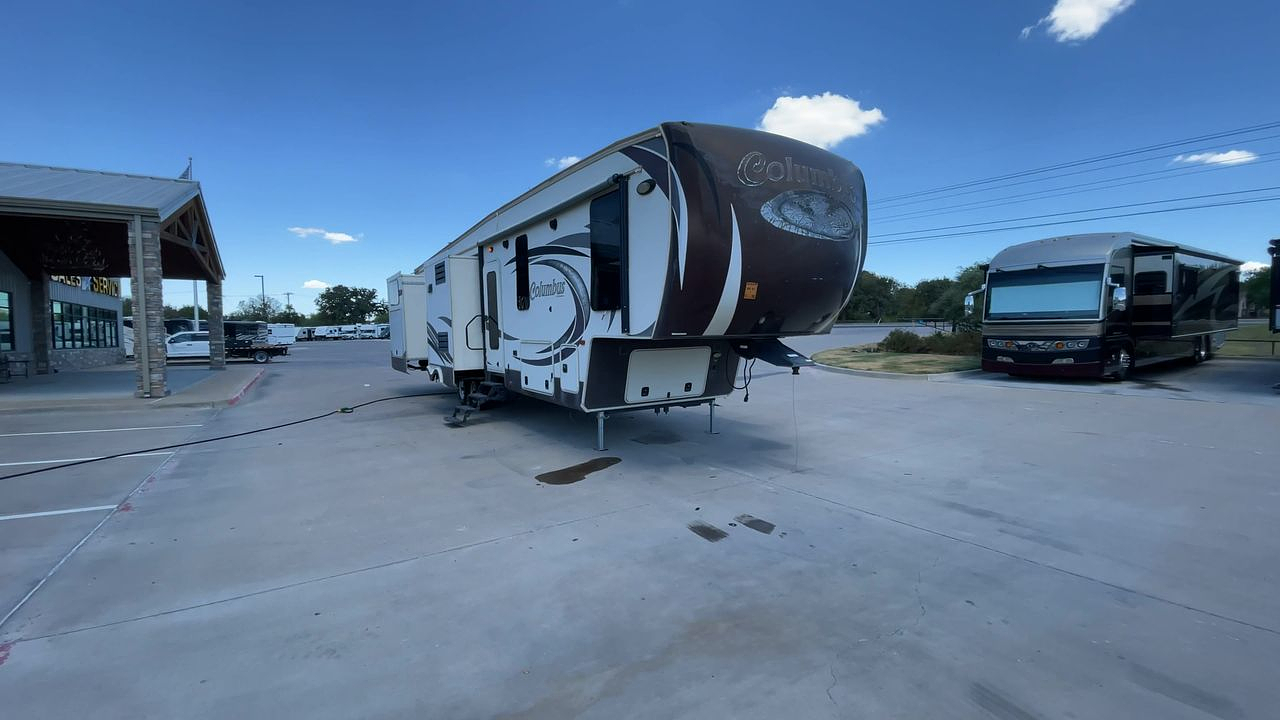 2014 FOREST RIVER COLUMBUS 385BH