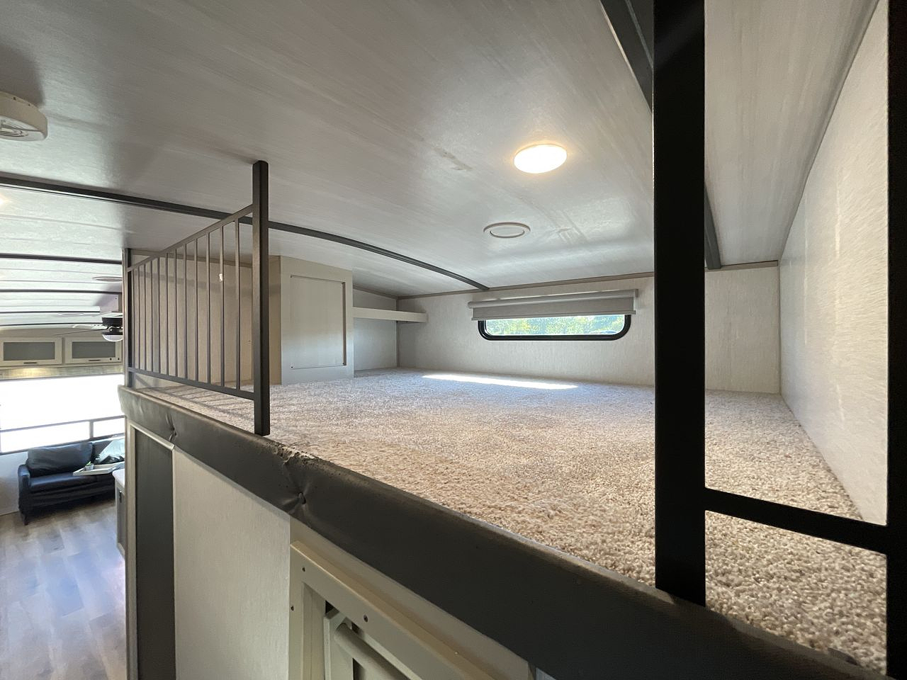 2023 FOREST RIVER HERITAGE GLEN 369BL