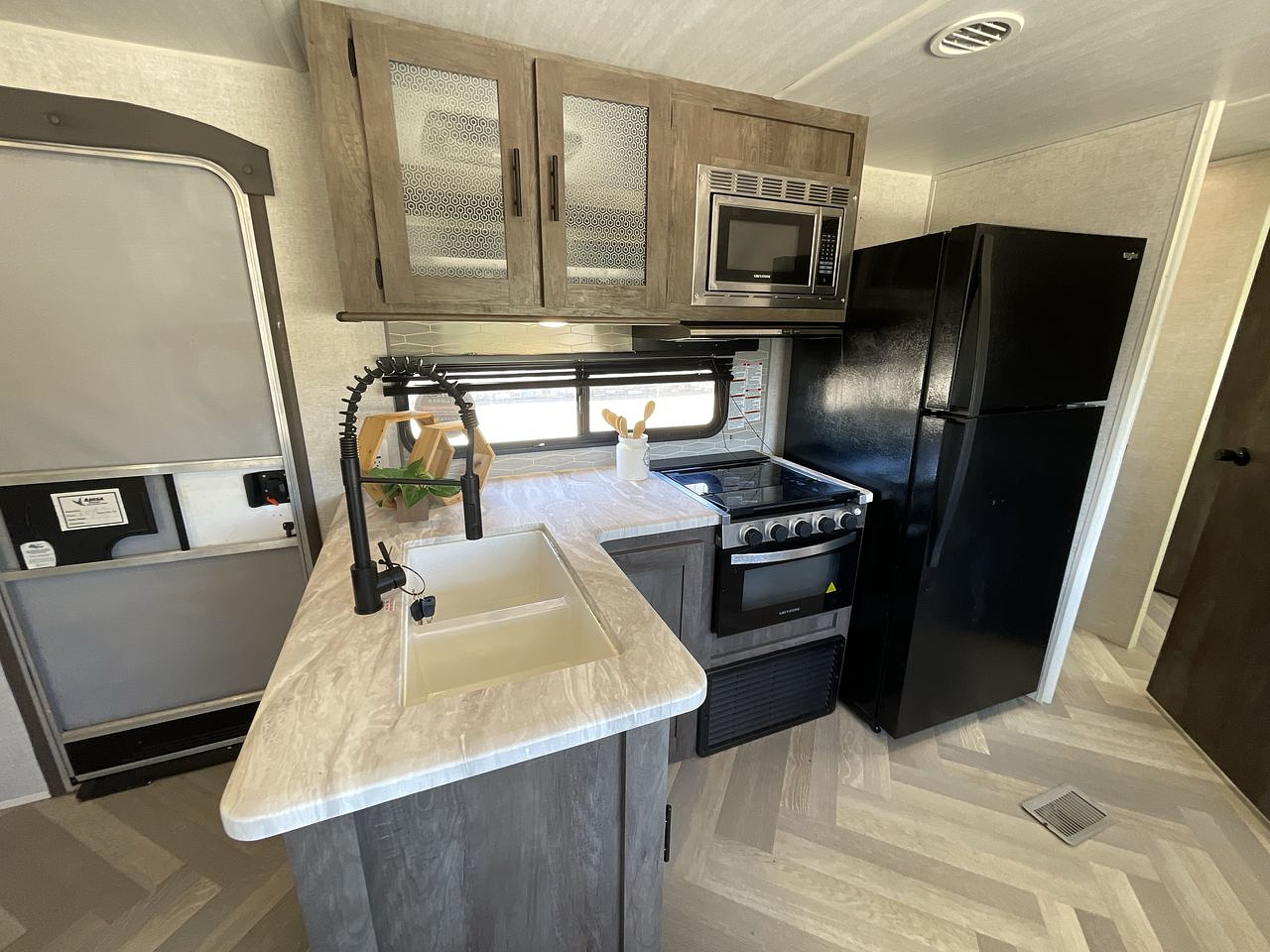 2021 FOREST RIVER WILDWOOD 37BHSS2Q