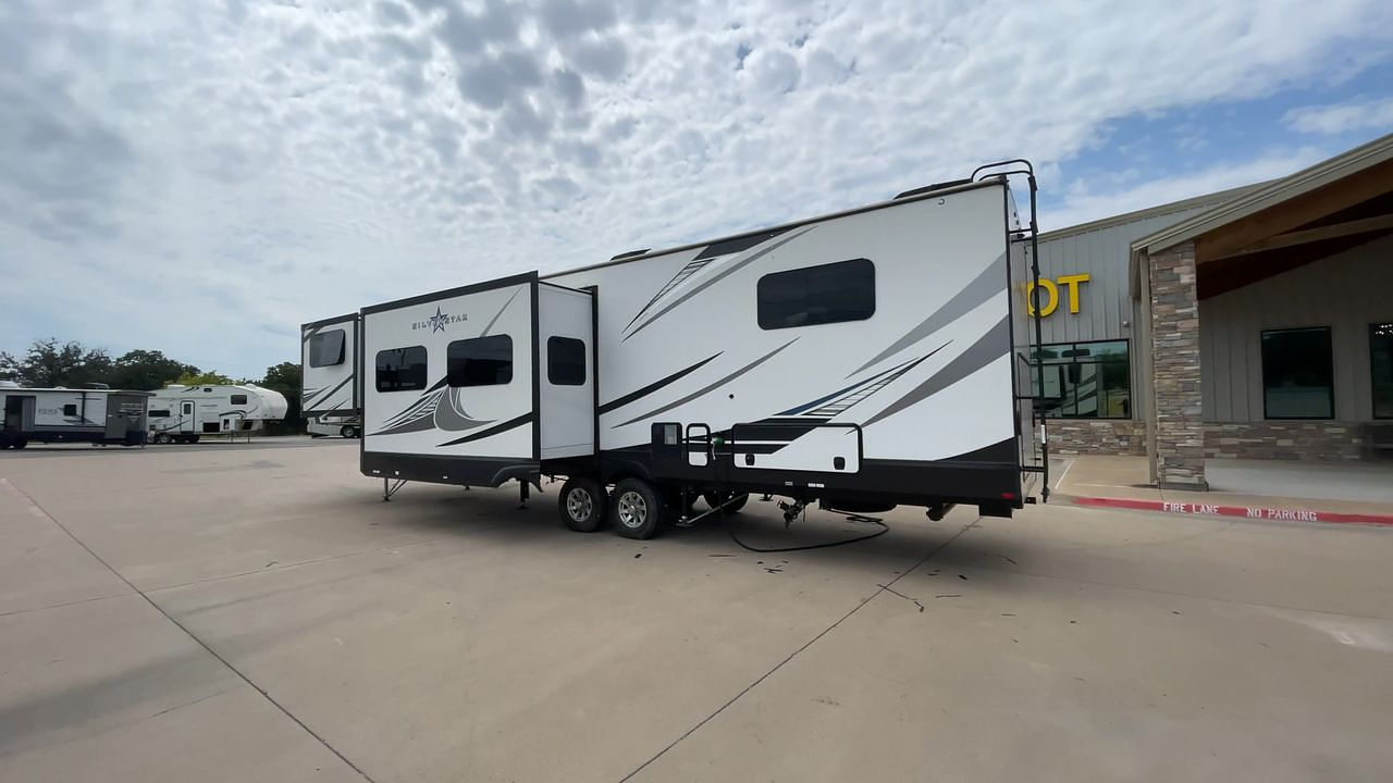 2022 HIGHLAND RIDGE SILVERSTAR 376FBH