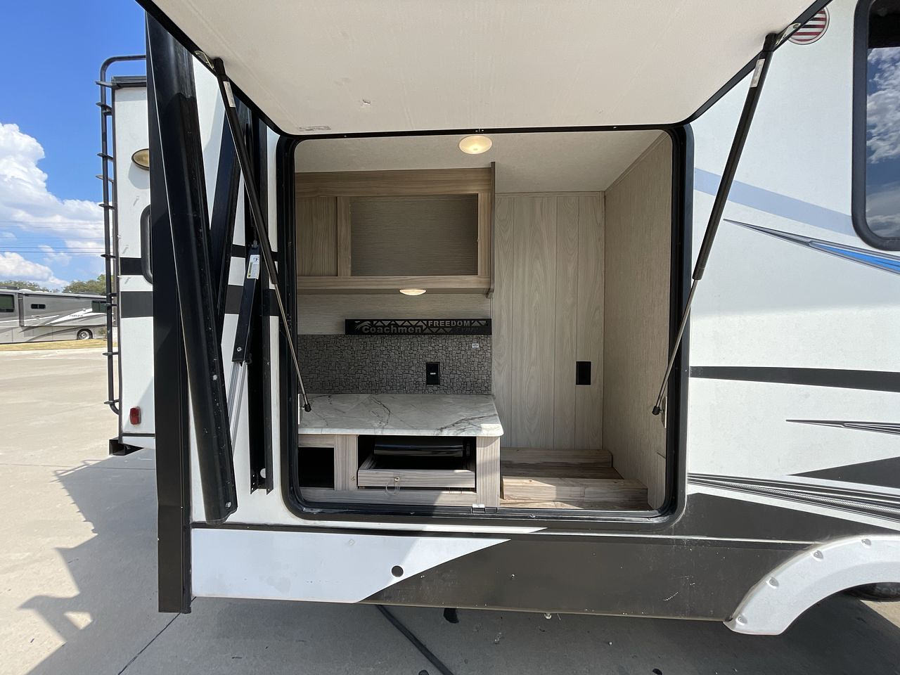 2020 FOREST RIVER FREEDOM EXPRESS