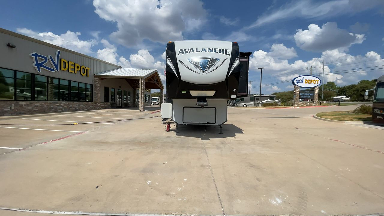 2020 KEYSTONE AVALANCHE 396BH