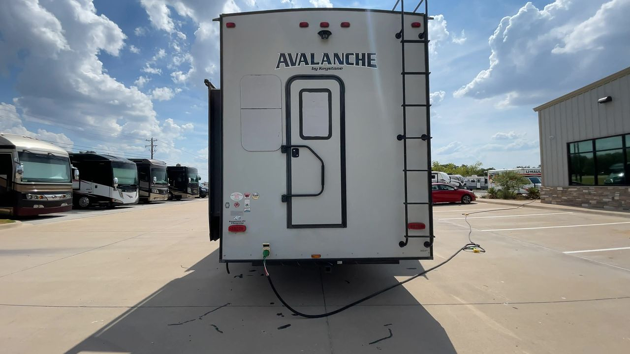 2020 KEYSTONE AVALANCHE 396BH