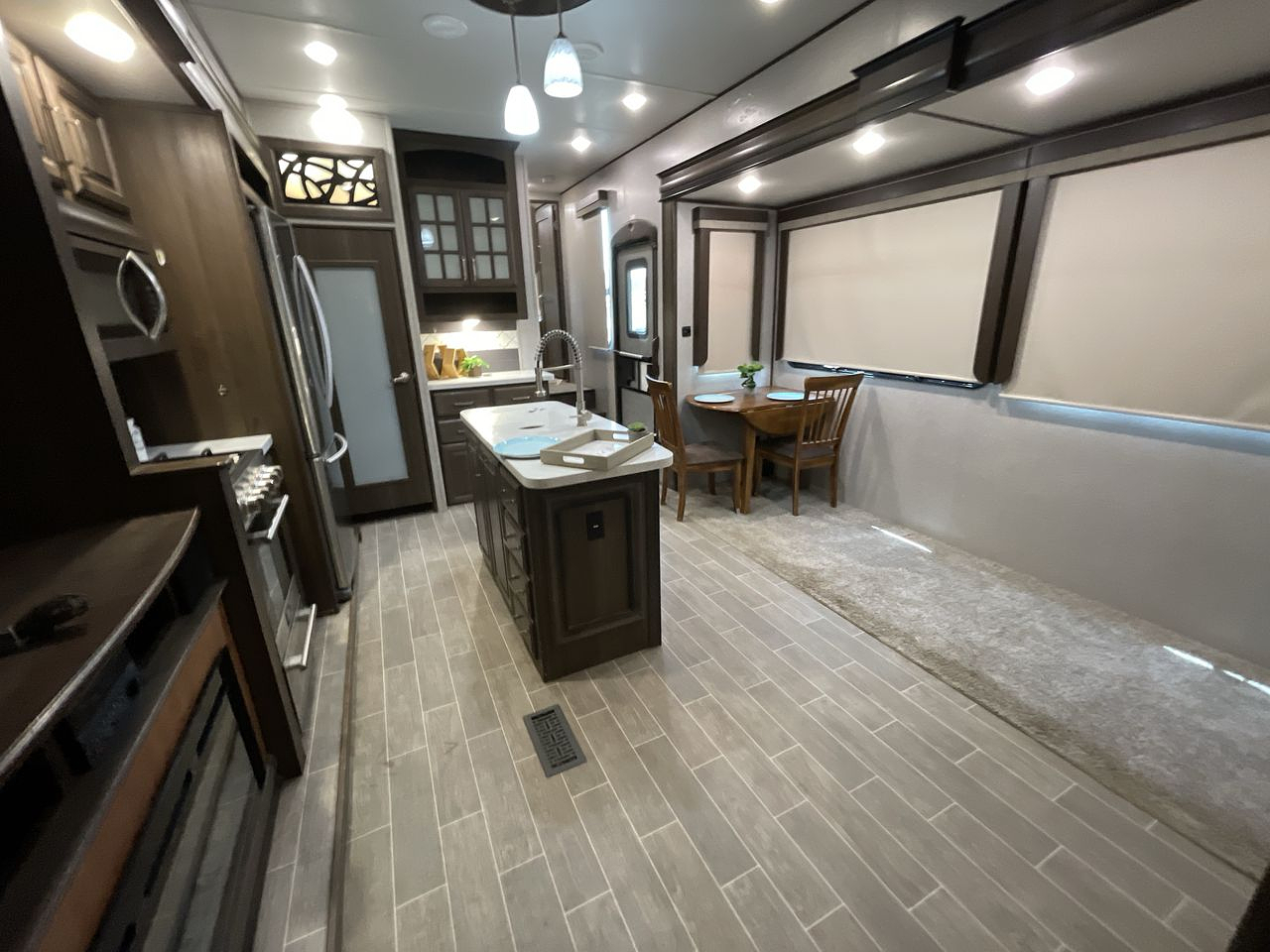 2020 KEYSTONE AVALANCHE 396BH
