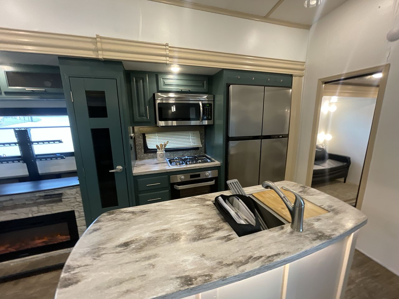 2019 JAYCO NORTH POINT 377RLBH