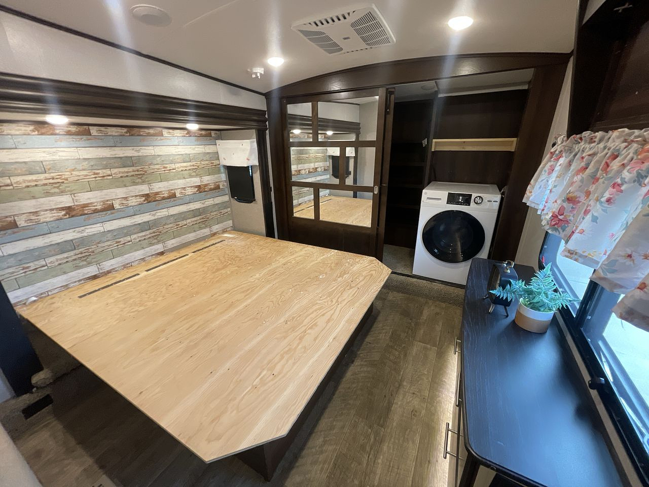 2019 JAYCO NORTH POINT 377RLBH