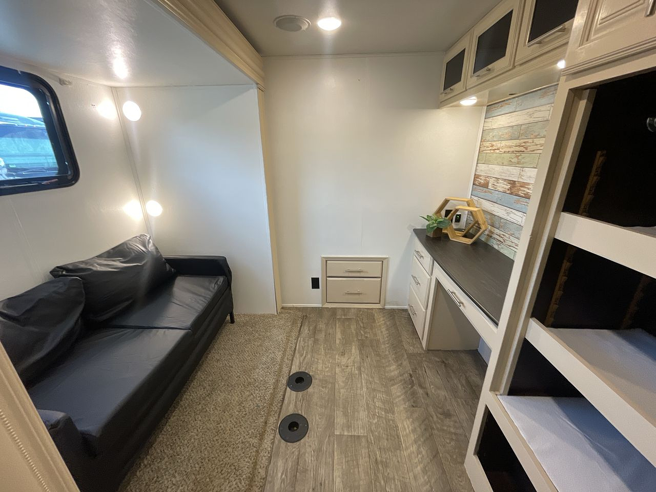 2019 JAYCO NORTH POINT 377RLBH