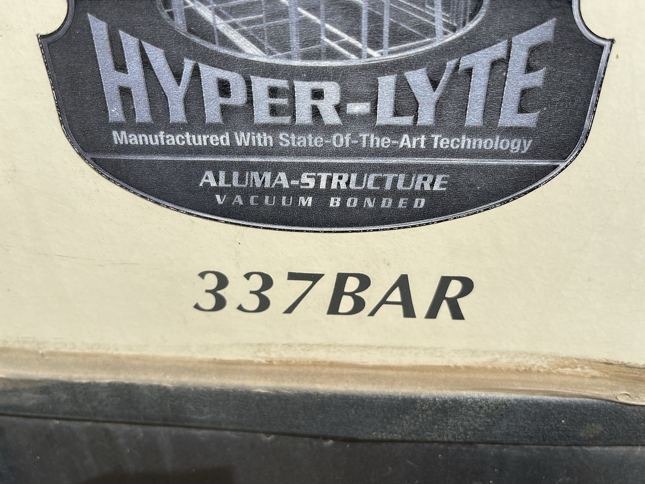 2017 HEMISPHERE 337BAR