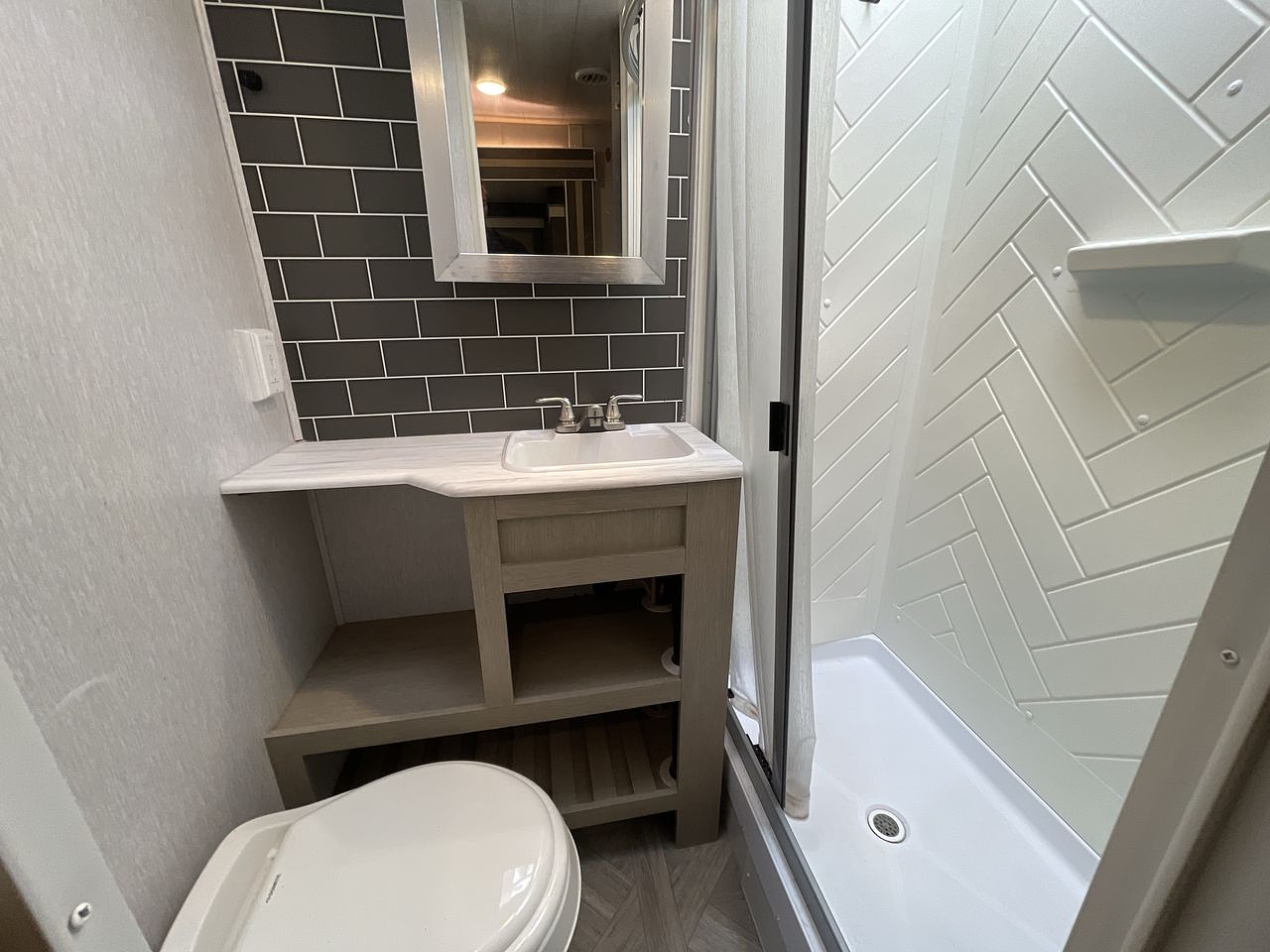 2023 FOREST RIVER WILDWOOD 31KQBTS