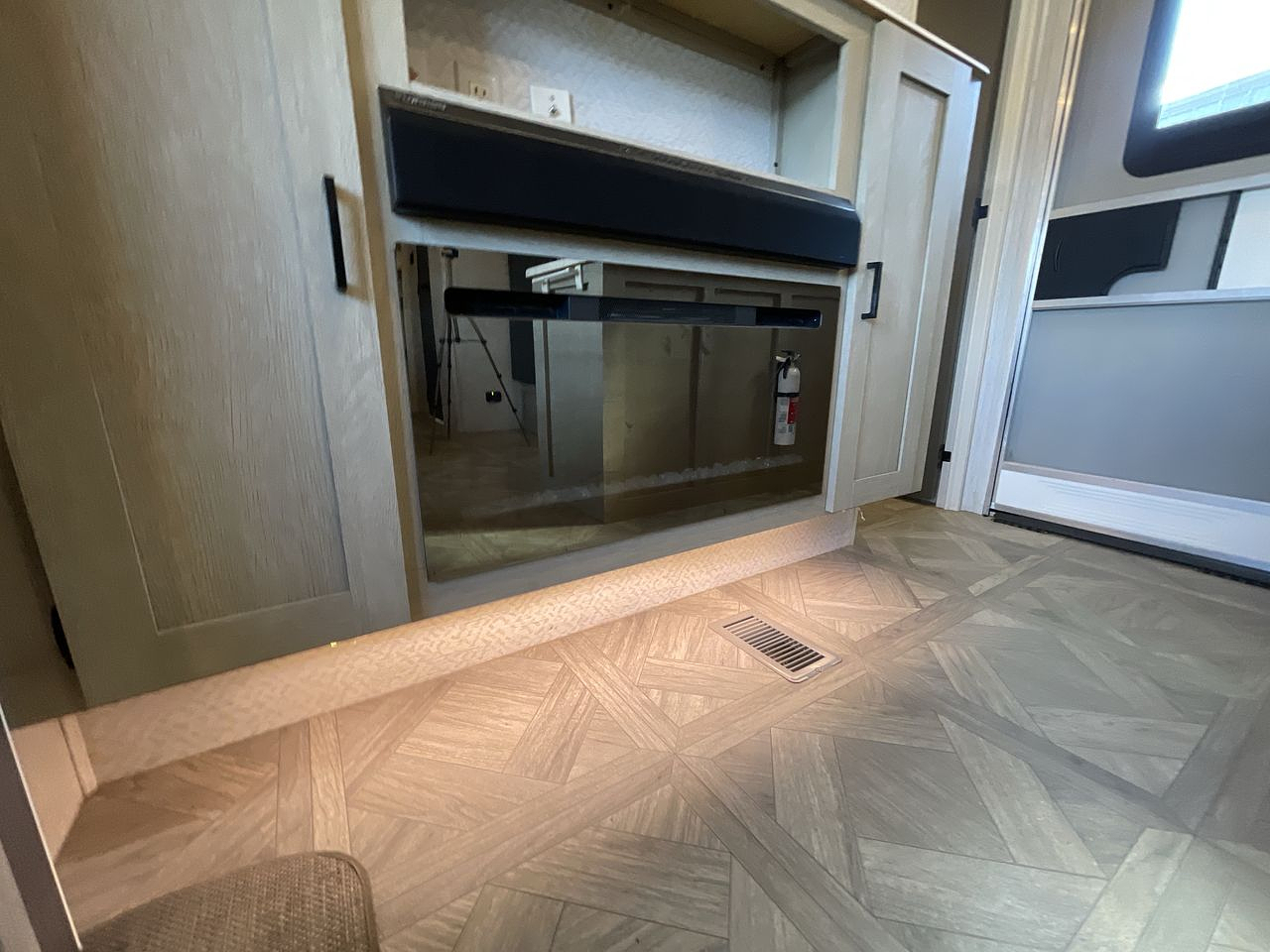 2023 FOREST RIVER WILDWOOD 31KQBTS