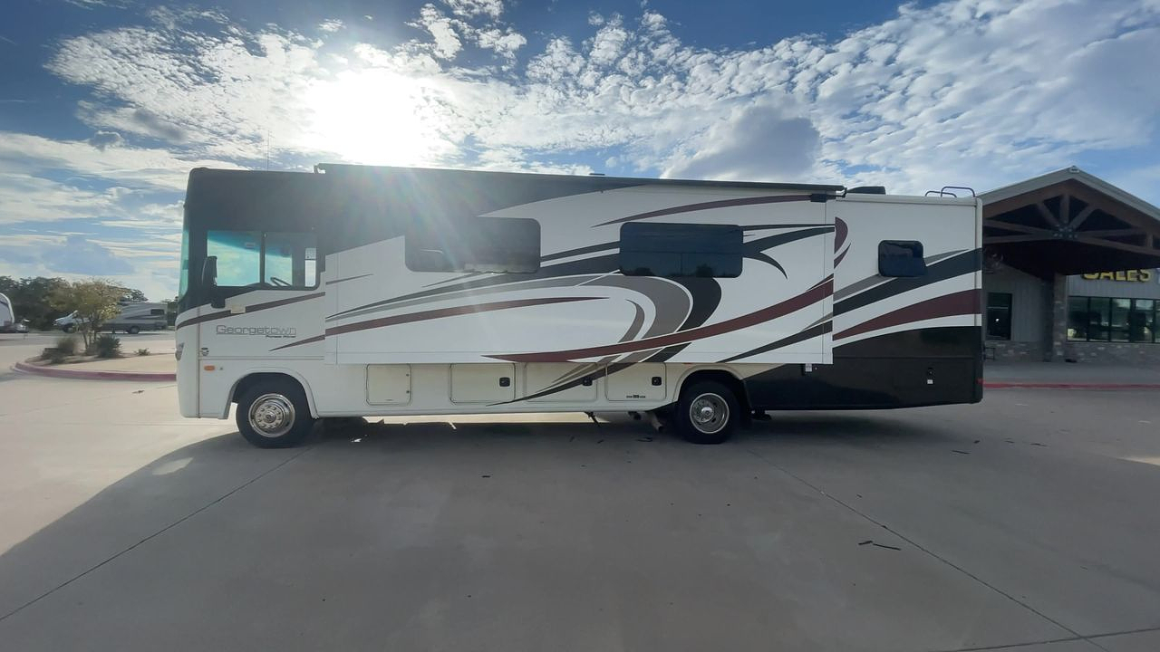 2017 FOREST RIVER GEORGETOWN 335DS
