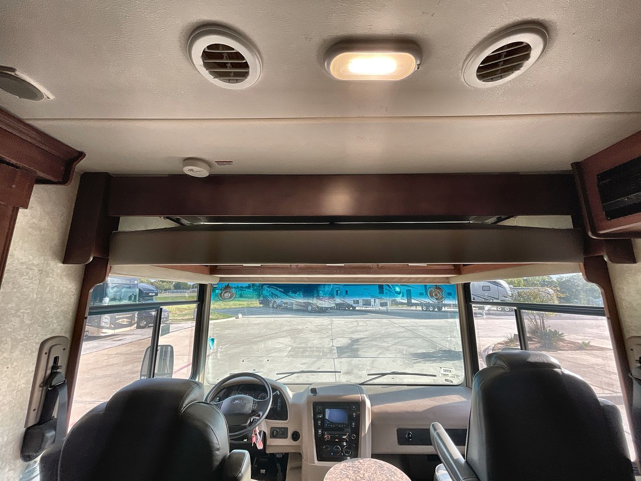 2017 FOREST RIVER GEORGETOWN 335DS