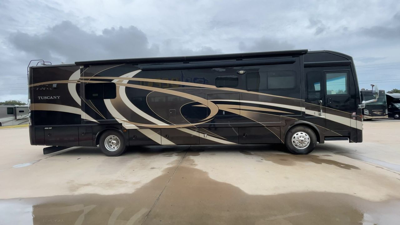 2015 THOR TUSCANY 40DX