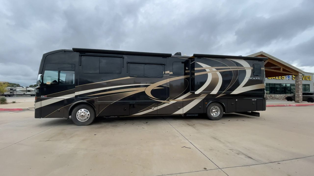 2015 THOR TUSCANY 40DX