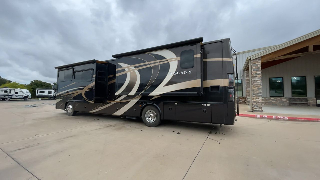 2015 THOR TUSCANY 40DX
